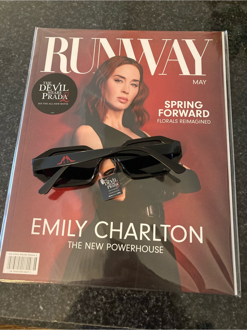 AMC The Devil Wears Prada 2 Movie Runway Magazine Collectors + Miranda Glasses!